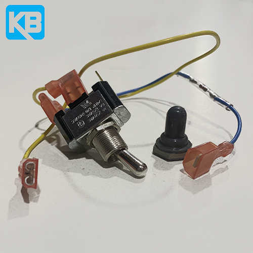 KBRC, Auto / Manual switch